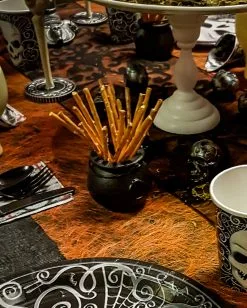 Mini Hexenkessel 12er Packung -Halloween Tischdekoration Geschaft mini hexenkessel halloween hexenkessel trick or treat koerbchen suesses oder saures geschenk kessel 19461 2